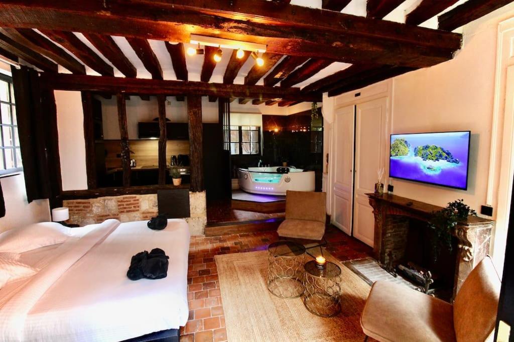 Le Spa Gustave - Sauna, Jacuzzi & Terrasse A Rouen Dış mekan fotoğraf